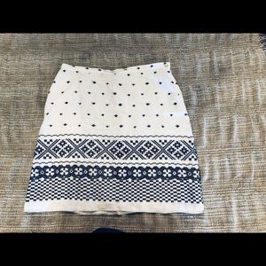Linen white skirt